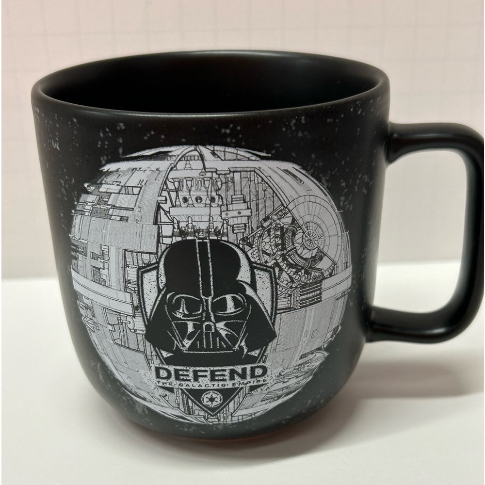 STAR WARS Darth Vader "DEFEND" Black Coffee Mug by Williams Sonoma, NWT & box
